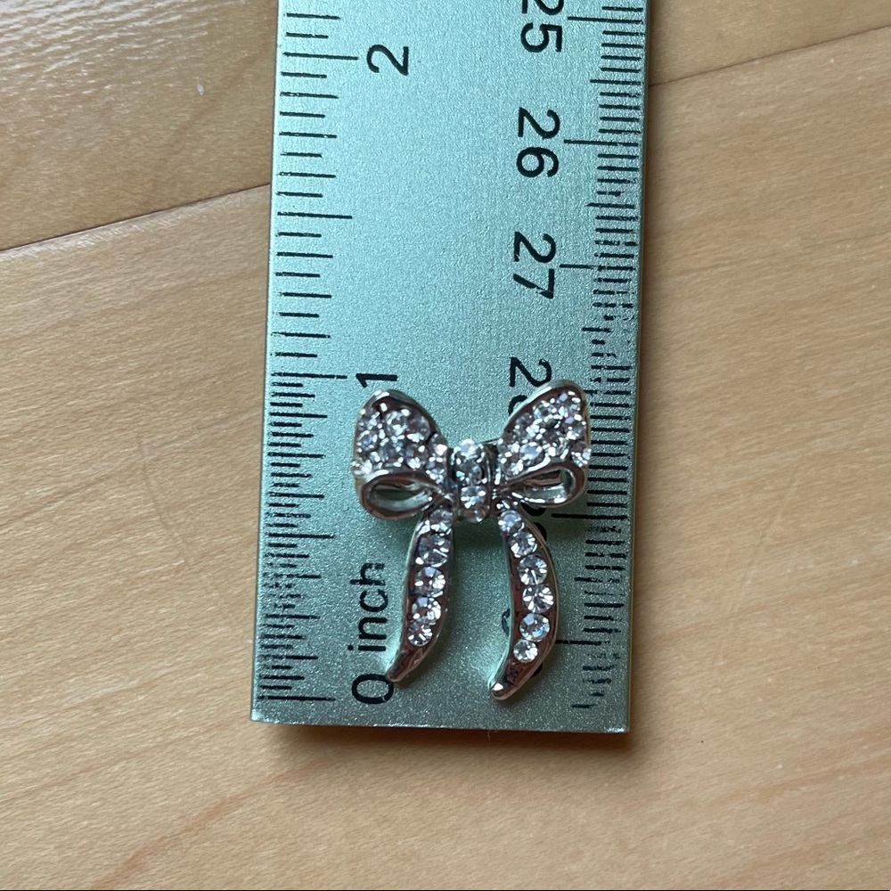 Silver Crystal Pin; Ribbon Pin; Shiny Brooch - Picture 3 of 3